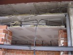 Montaje de techos acsticos de pladur en fase de montaje